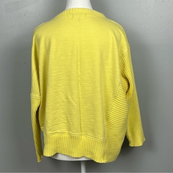 Neon Buddha South Beach yellow knit asymmetrical sweater detail top, medium. - Picture 4 of 9